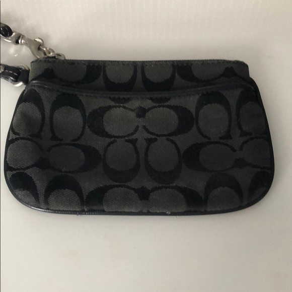 Coach clutch - Picture 1 of 2